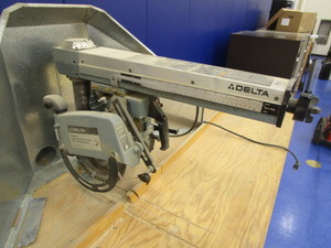 lot 22 image: Delta Radial Arm Saw