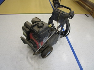 lot 24 image: Pressure Washer
