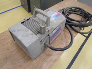 lot 42 image: Campbell Hausfeld Air Compressor