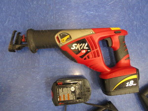 lot 49 image: 18v Skill Sawzall