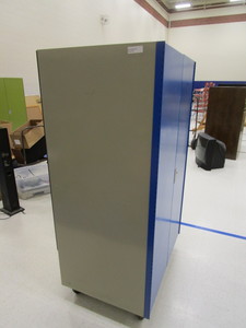 lot 64 image: Rolling Steel Cabinet 26x37x65