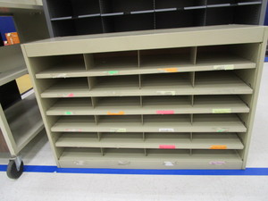 lot 77 image: 24 Slot Desktop Paper Organizer 13x38x26