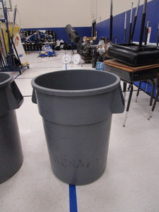 lot 87 image: (3) Trash Cans