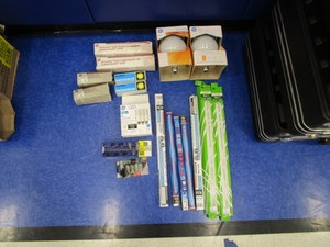 lot 114 image: Large Lot of Misc. Light Bulbs (see pics)