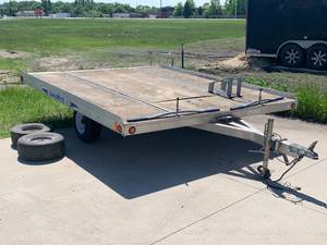 lot 3 image: LOADRITE SNOWMOBILE  MOTORCYCLE TRAILER WITH 2 EXTRA TIRES, 2 INCH BALL 101 x 10ft