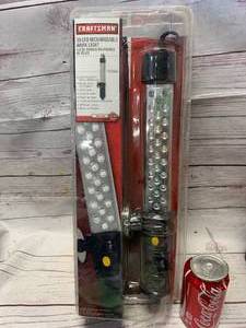 lot 4 image: CRAFTSMAN 35LED RECHARGEABLE WORKLIGHT