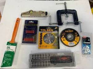 lot 8 image: MISCELLANEOUS TOOLS