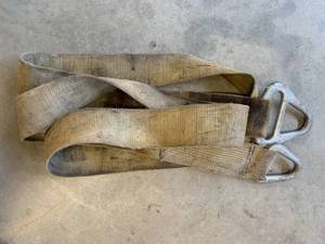 lot 18 image: TOW STRAP