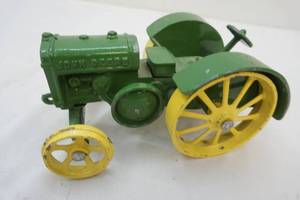 vintage John Deere cast iron tractor