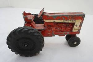 vintage diecast McCormick Farmall 656 tractor