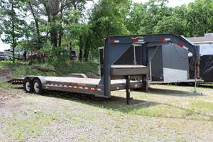 lot 301 image: 2011 Doolittle XTM-8424 24 Dual Axle 5th Wheel Gooseneck Equipment Trailer