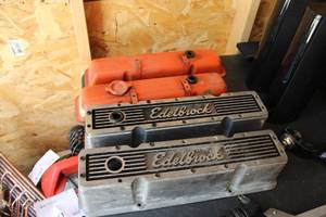 lot 326 image: Lot of (4) Valve Covers