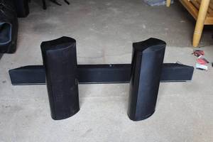 lot 334 image: Stereo Speaker System - (2) Onkyo Speakers, (1) Vizio Sound Bar