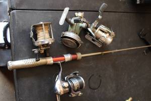 lot 345 image: (3) Fishing Reels, (1) Rod with Reel