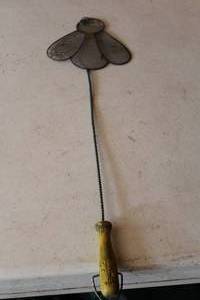 lot 365 image: Vintage 21 Fly Swatter