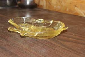 lot 384 image: Rabbit Glass Serving Bowl
