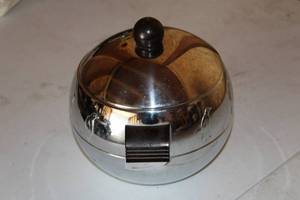 lot 403 image: West Bend Penguin 9 HotCold Server with Lid
