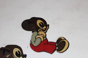lot 432 image: Lot of (2) 8 Cartoon Mice