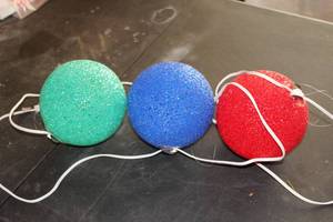 lot 441 image: Lot of (3) Vintage 6 Rubber Ball Light Dcor