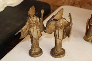 lot 457 image: Lot of (4) MCM Cast Iron Geisha Sculptures