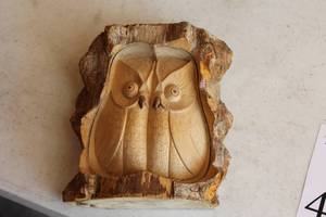 lot 480 image: Owl Wood Carved Wall Dcor