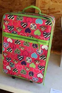 lot 515 image: Childrens Rolling Luggage