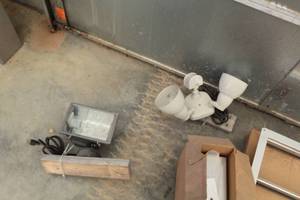 lot 905 image: Lot of (2) Plug-In Flood Lights