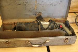 lot 922 image: Porter-Cable 747 Tiger Saw Reciprocating Saw