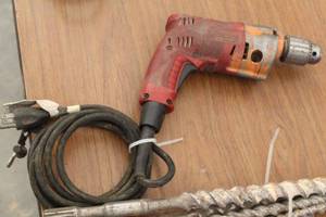 lot 944 image: Milwaukee Magnum Holeshooter 0224 Drill