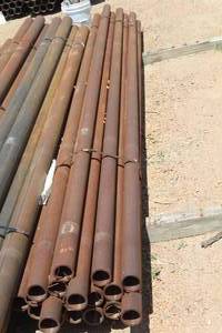 lot 972 image: Lot of (18) Schedule 80 Metal Pipes 14-12x2-12