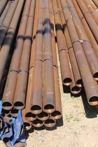 lot 978 image: Lot of (8) Schedule 80 Metal Pipes 14 to 16x3-12
