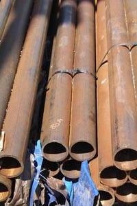 lot 1016 image: Lot of (4) 80 GA Metal Pipes 170x3-12