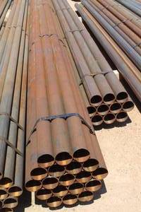 lot 984 image: Lot of (19) 18 thick Metal Tubing 14x21x4