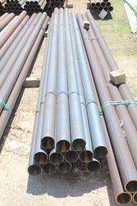 lot 994 image: Lot of (13) Metal Pipes 18x16x3-34