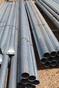 lot 1010 image: Lot of (6) Metal Pipes 18x20x4-12