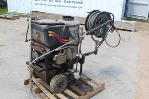 lot 887 image: Aaladin Cleaning Systems Ice Dam Sprayer