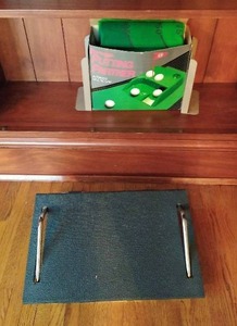 Putting Partner And Foot Reliver For Desk