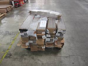 lot 708 image: Roughly 425 Sq Ft (25 Boxes) of Mohawk Westmere Scraped Oak Laminate Flooring