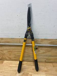 TOLSEN Hedge Shear- 26-36 Telescopic Steel Tube Handle