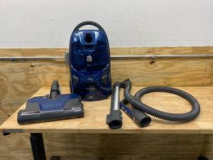 KENMORE Pet Friendly Pop-N-Go Bagged Canister Vacuum Cleaner