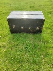 Vintage wardrobe trunk with Key.