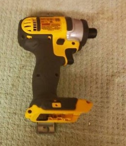Dewalt 18volt 14 in impact. NEW, TOOL ONLY