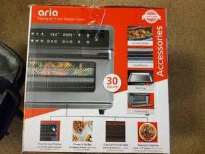 Aria 30 qt air fryer, NEW