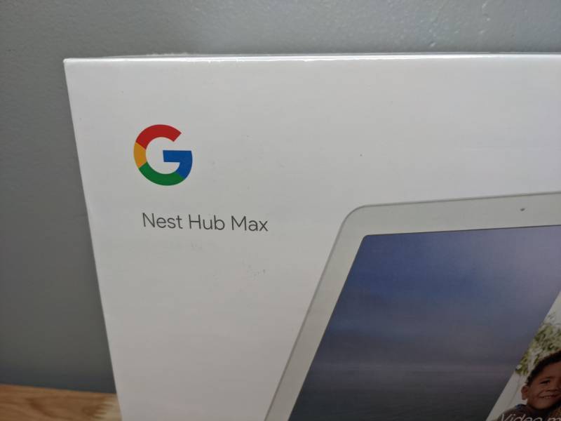 lot 15 image: Brand New Google Nest Hub Max T
