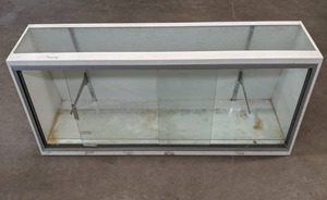lot 124 image: 48 Glass Display Case X