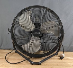 lot 65 image: Commercial Electrics Fan X
