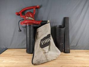 lot 302 image: TORO Ultra Blower Vac, Red Z