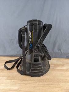 lot 248 image: Cyclops 15 Million Candlepower Spotlight Z