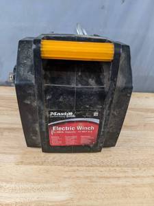 lot 293 image: Master Lock Portable 12-Volt DC Electric Winch Z