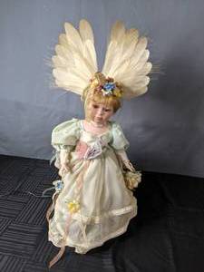 lot 348 image: Collectible Doll with Fiber Optic Feature Q